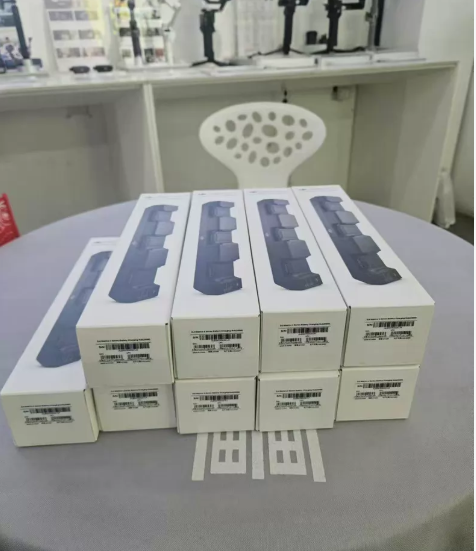 New Original DJI Matrice 4 Drone Series Charging Hub (200W) Matrice 4T/4E Dron Battery 3 Channel Fast Charger UAV Parts in Stock - Image 4